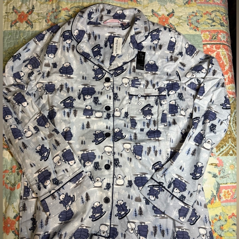 NWT La Vie en Rose Women's Pajama Set in Light Blue Animal Flannel size M - Picture 6 of 16